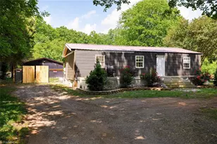 268 Walnut Grove Rd, Lexington, NC 27292 - Photo 2