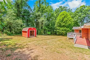 1226 Twin Oak Dr, Winston-Salem, NC 27105 - Photo 24