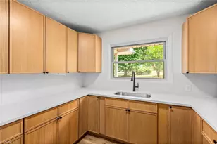1226 Twin Oak Dr, Winston-Salem, NC 27105 - Photo 12