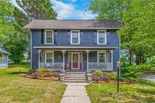 123 Worth St, Mount Airy, NC 27030 - Photo 2