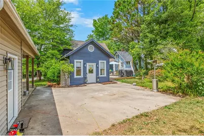 123 Worth Street, Mount Airy, NC 27030 - Photo 34