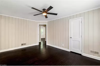 110 Mayflower Drive, Greensboro, NC 27403 - Photo 22
