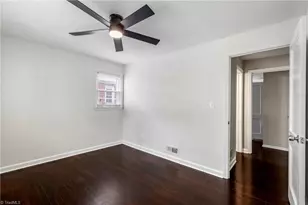 110 Mayflower Dr, Greensboro, NC 27403 - Photo 28