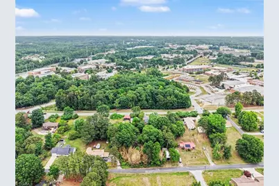 4312 Vickrey Chapel Road N, Jamestown, NC 27282 - Photo 24