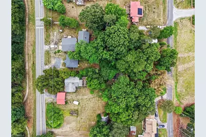 4312 Vickrey Chapel Road N, Jamestown, NC 27282 - Photo 18