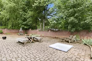 702 Westminster Dr, Greensboro, NC 27410 - Photo 38