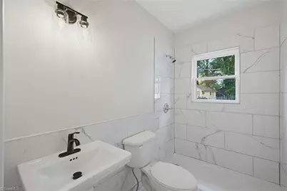907 Dayton Avenue, High Point, NC 27262 - Photo 20