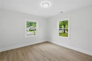 907 Dayton Ave, High Point, NC 27262 - Photo 18