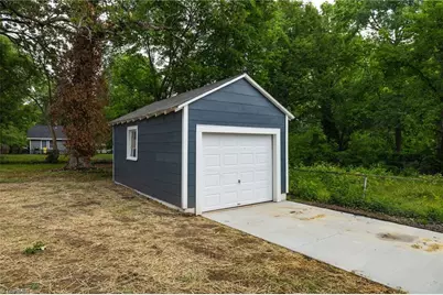 907 Dayton Avenue, High Point, NC 27262 - Photo 28