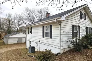901 Grace Ave, Burlington, NC 27217 - Photo 2