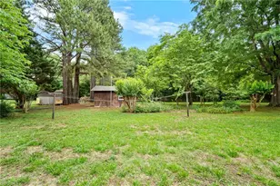 1821 Youngs Mill Rd, Greensboro, NC 27406 - Photo 10