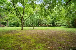 1821 Youngs Mill Rd, Greensboro, NC 27406 - Photo 8