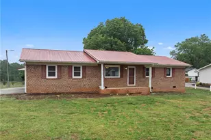 6754 Rosewood Dr, Trinity, NC 27370 - Photo 1