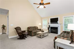1302 Durham Meadows Dr, Burlington, NC 27217 - Photo 10