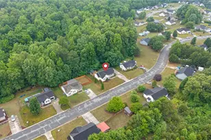 1302 Durham Meadows Dr, Burlington, NC 27217 - Photo 44