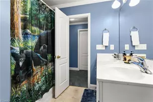 1302 Durham Meadows Dr, Burlington, NC 27217 - Photo 26