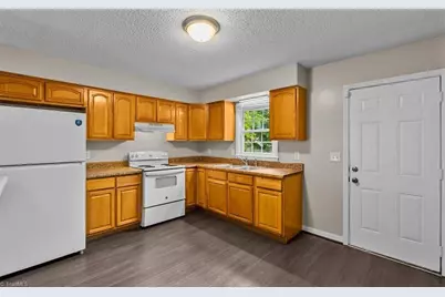 1307 Pearson Street, Greensboro, NC 27406 - Photo 10