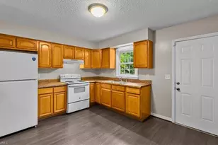 1307 Pearson St, Greensboro, NC 27406 - Photo 10