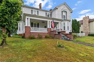 519 Maple St, Mount Airy, NC 27030 - Photo 1