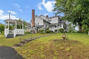 519 Maple St, Mount Airy, NC 27030 - Photo 20