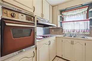 2040 Glovenia Dr, Winston-Salem, NC 27127 - Photo 10