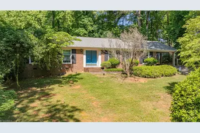 13 Mayflower Lane, Lexington, NC 27295 - Photo 2