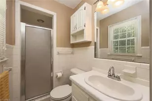 13 Mayflower Ln, Lexington, NC 27295 - Photo 30
