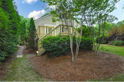 1001 Pamlico Drive, Greensboro, NC 27408 - Photo 34