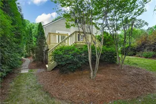 1001 Pamlico Dr, Greensboro, NC 27408 - Photo 34