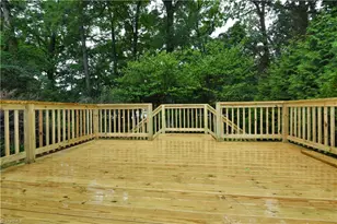 1001 Pamlico Dr, Greensboro, NC 27408 - Photo 32
