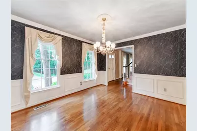 5812 Luxbury Court, Winston-Salem, NC 27104 - Photo 8