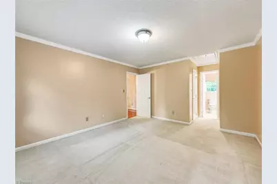 5812 Luxbury Court, Winston-Salem, NC 27104 - Photo 16