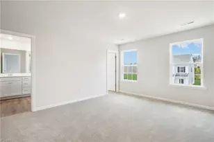 5537 Hydrangea St, Winston-Salem, NC 27104 - Photo 10