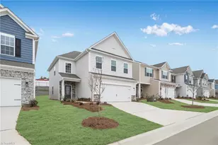 5537 Hydrangea St, Winston-Salem, NC 27104 - Photo 2