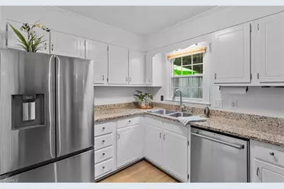 115 Charlestowne Circle, Winston-Salem, NC 27103 - Photo 16