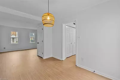 115 Charlestowne Circle, Winston-Salem, NC 27103 - Photo 12