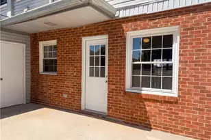 466 Muirs Chapel Rd, Greensboro, NC 27410 - Photo 16