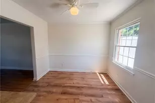 466 Muirs Chapel Rd, Greensboro, NC 27410 - Photo 4