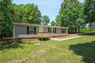 430 Charolais Dr, Salisbury, NC 28146 - Photo 2