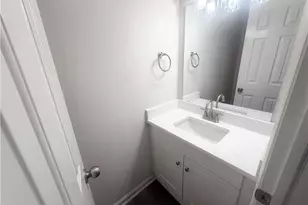 1808 Swannanoa Dr, Greensboro, NC 27410 - Photo 18