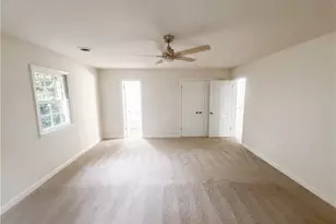 1808 Swannanoa Dr, Greensboro, NC 27410 - Photo 8