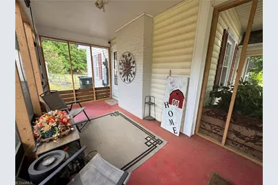 810 N Main Street, Walnut Cove, NC 27052 - Photo 6