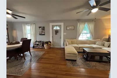 810 N Main Street, Walnut Cove, NC 27052 - Photo 12