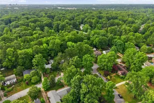 1601 Forest Valley Rd, Greensboro, NC 27410 - Photo 38