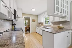 1601 Forest Valley Rd, Greensboro, NC 27410 - Photo 12