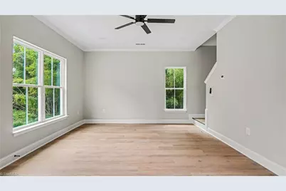 217 Lansdowne Street, High Point, NC 27262 - Photo 6