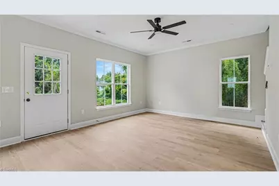 217 Lansdowne Street, High Point, NC 27262 - Photo 8