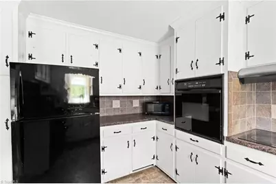 1129 Ziglar Road, Winston-Salem, NC 27105 - Photo 20