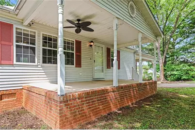 194 W 3rd Street, Denton, NC 27239 - Photo 4