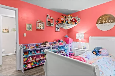 214 N Charles Drive, Winston-Salem, NC 27107 - Photo 18